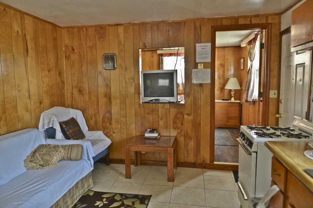 Lake Ida Beach Resort Уинтер-Хейвен Номер фото
