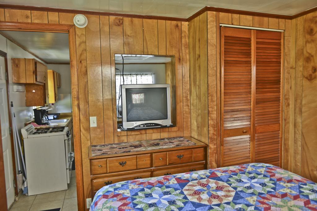 Lake Ida Beach Resort Уинтер-Хейвен Номер фото